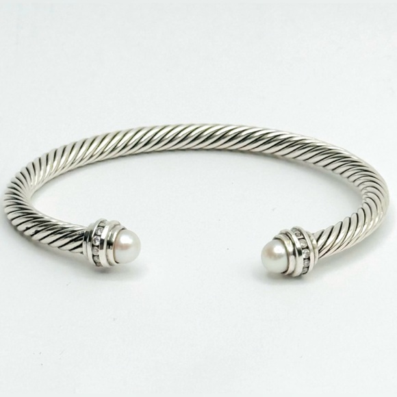 David Yurman Jewelry - David Yurman Cable Classic Collection®
Bracelet with Pearl and Diamonds